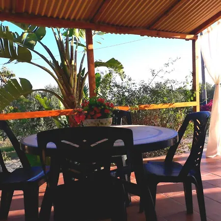 Welcoming House With Mountain View In Сasa de vacaciones *